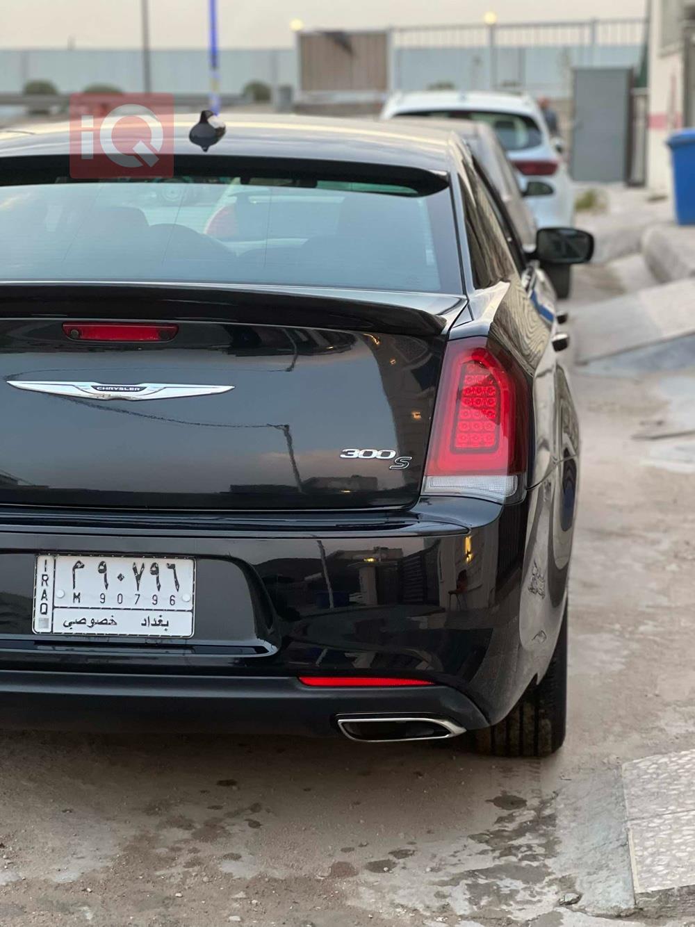 کرایسلەر 300